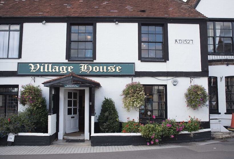 ホテル Village House Coaching Inn