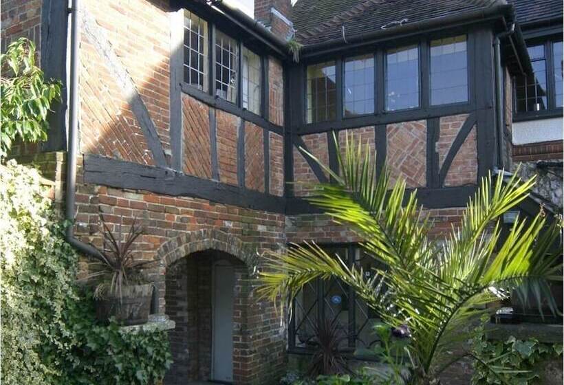 ホテル Village House Coaching Inn