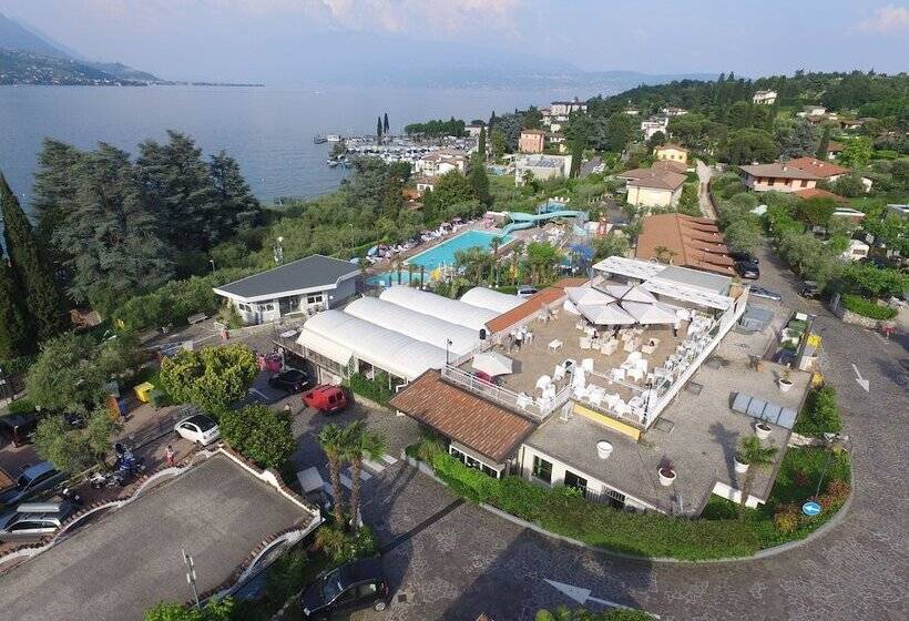 ホテル Happy Camp Mobile Homes In Villaggio Turistico Internazionale Eden