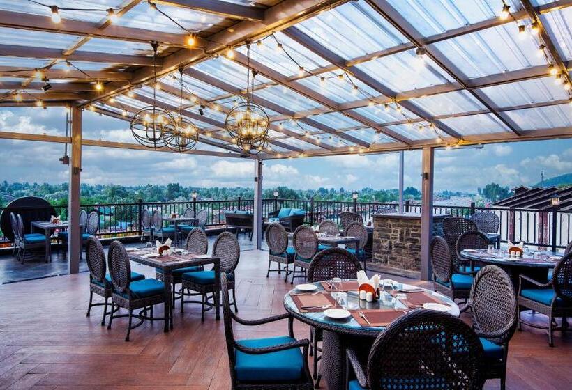 Hotel The Vintage Srinagar At Dal Lake