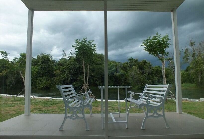 فندق Worawee Resort & Spa