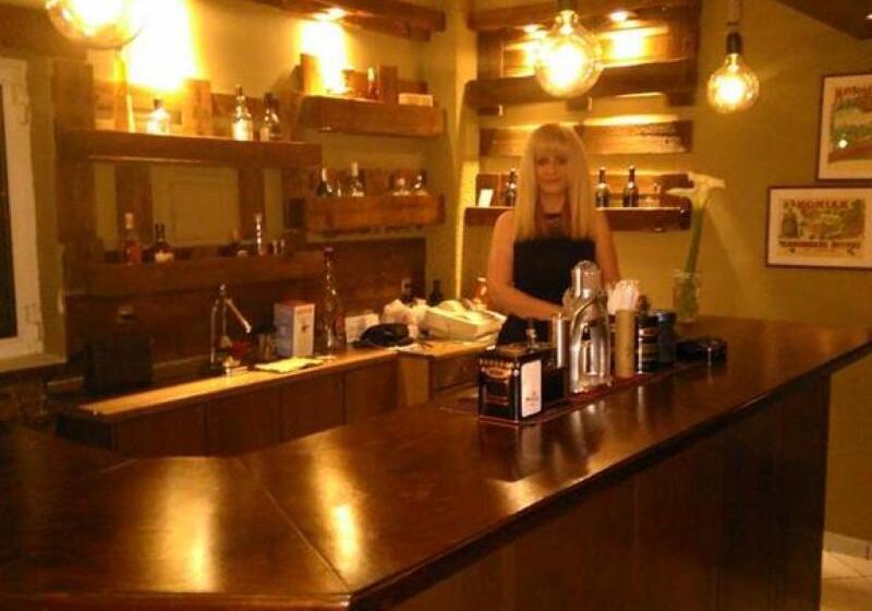 Kleopatra Traditional Hotel Apartments