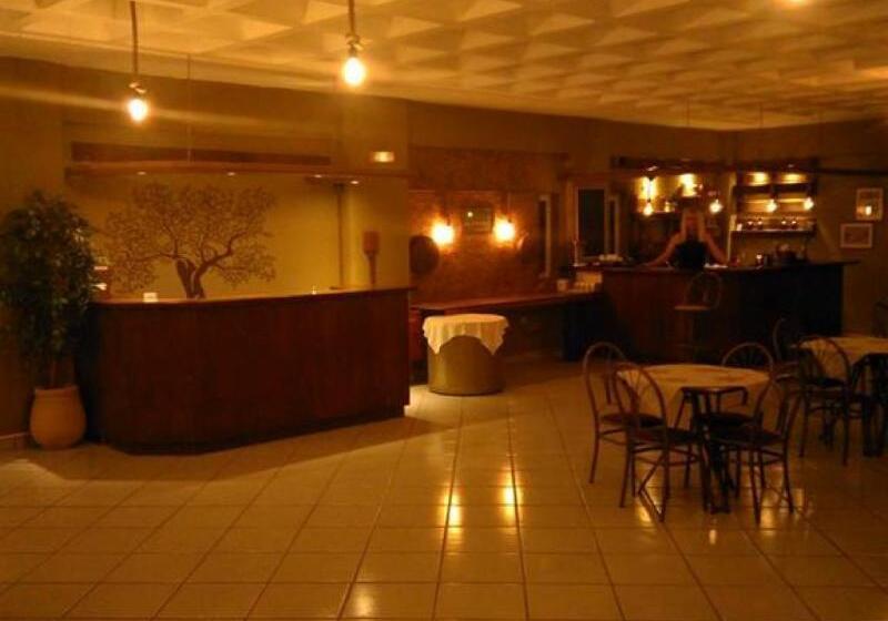 Kleopatra Traditional Hotel Apartments