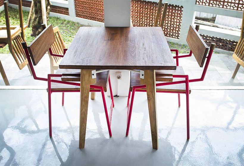 Lokal Hotel & Restaurant