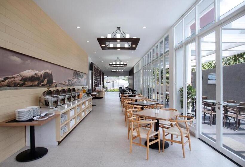 Dk Belstar Hotel Belitung