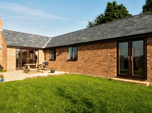 Millmoor Farm Holidays