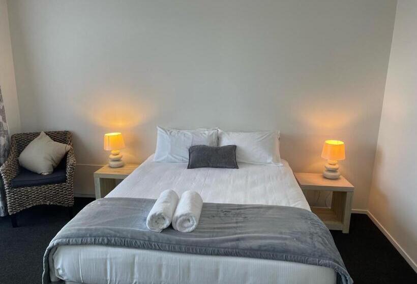 מוטל Carters By The Sea Beachside Studio Apartments