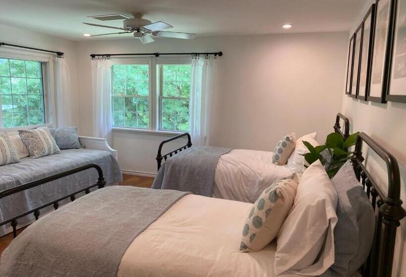 Ohia Kona Estates   An All Suites B&b