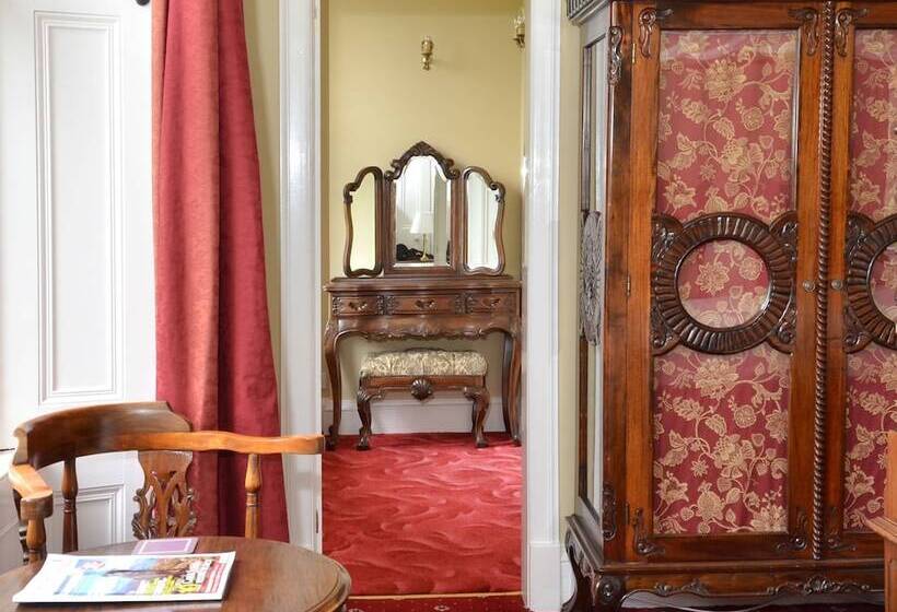 پانسیون Blarcreen House