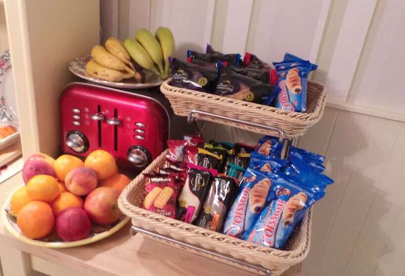 بنسيون Comely Bank Guest House