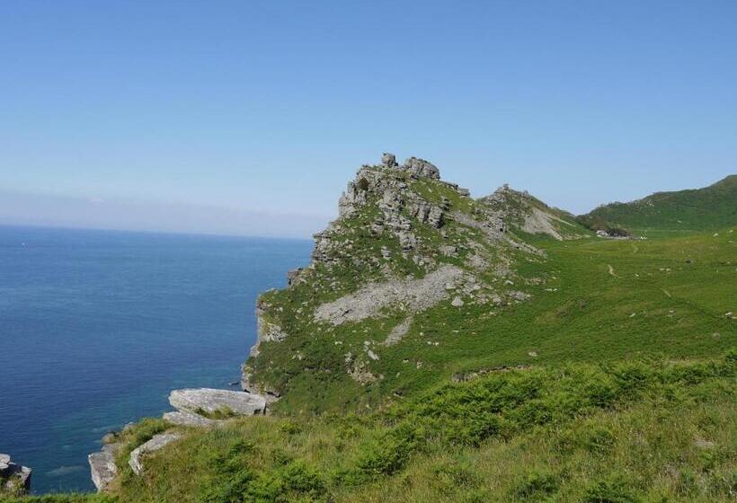 ペンション Gable Lodge Guest House