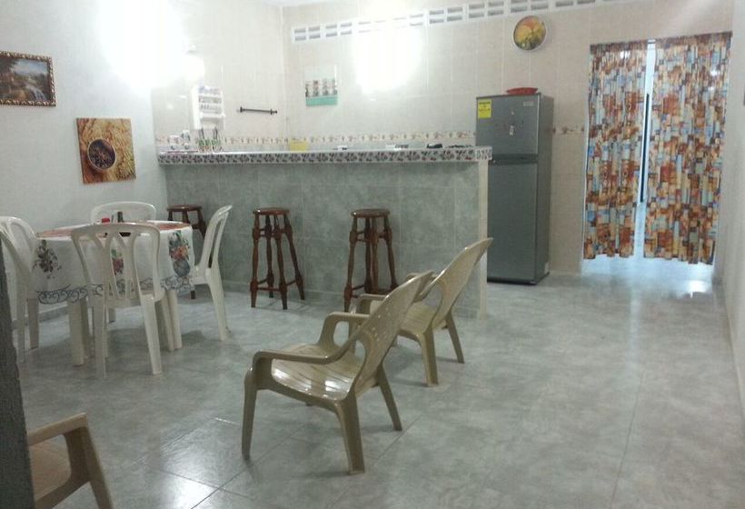 פנסיון Ground Road Native Place