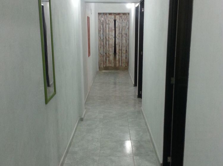 פנסיון Ground Road Native Place