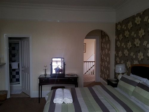 פנסיון Mulberry Guest House