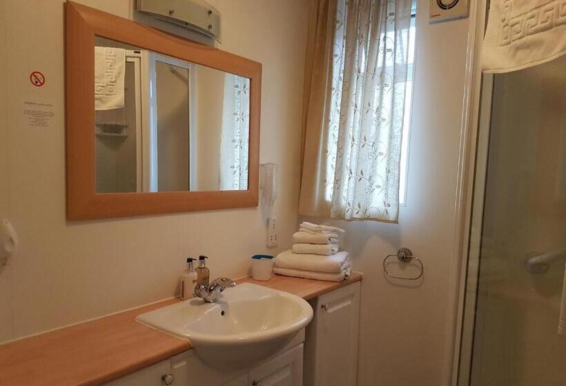 פנסיון Penryn Guest House, Ensuite Rooms, Free Parking And Free Wifi