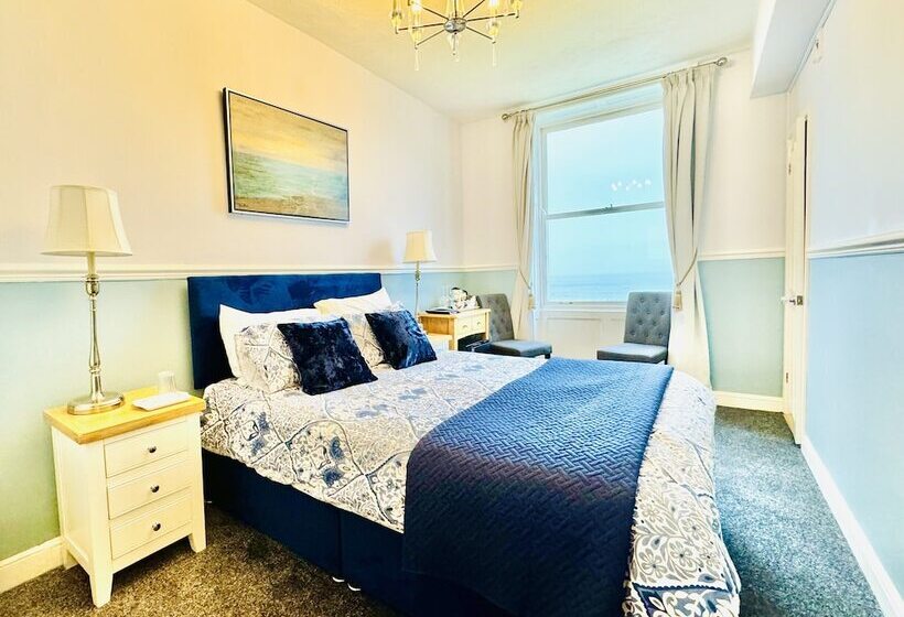 بنسيون The Angove