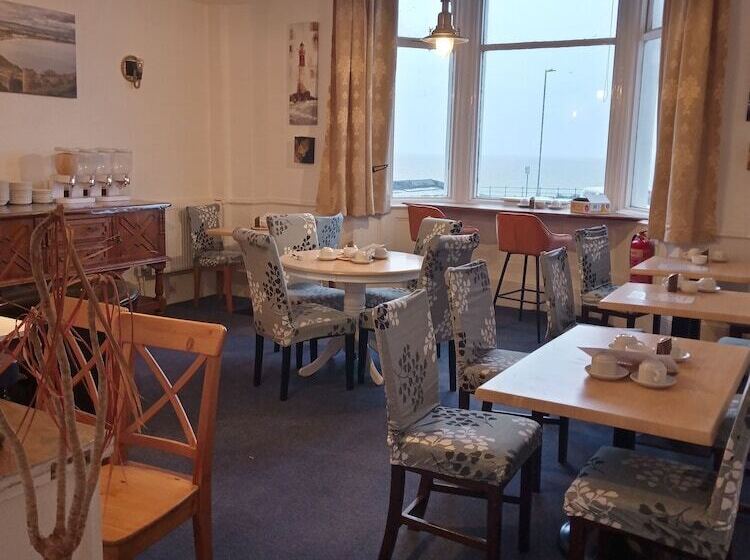 بنسيون The Kenton