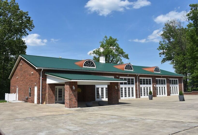 بنسيون The Legend Of French Lick