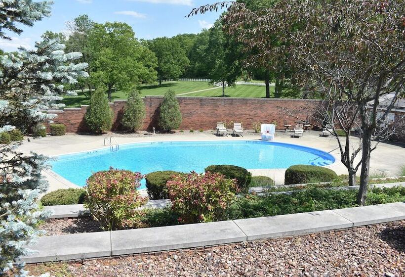 بنسيون The Legend Of French Lick