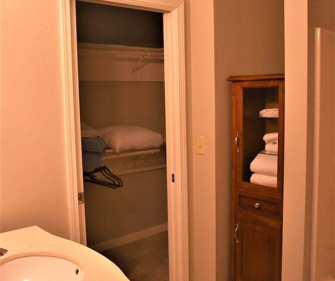 بنسيون The Legend Of French Lick