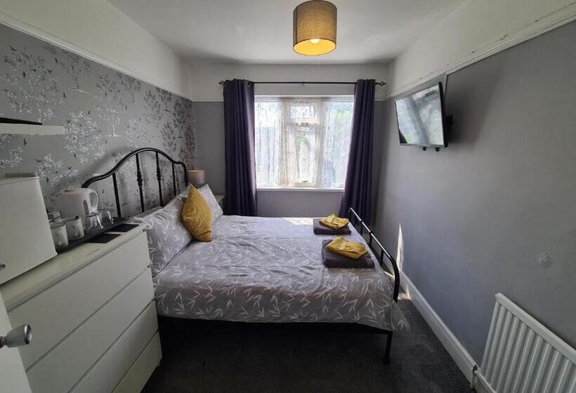 پانسیون The Roslyn Guest House