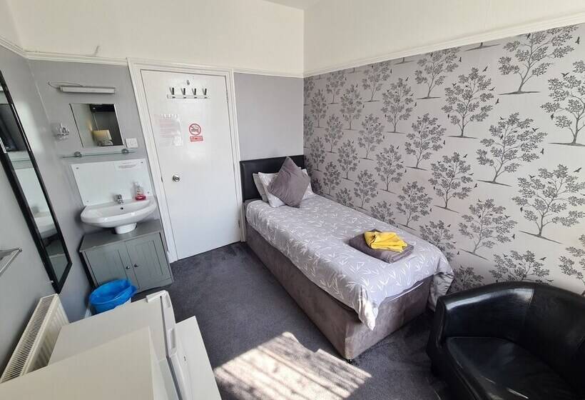 پانسیون The Roslyn Guest House