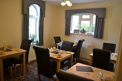 Пансион Websters Bed & Breakfast