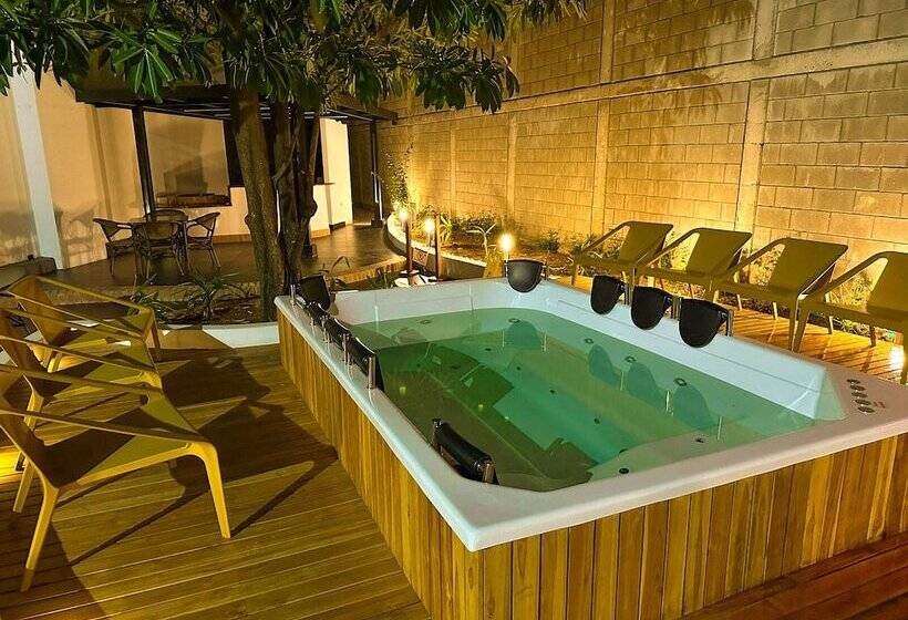 Pop Art Hotel Clc Mamonal Cartagena