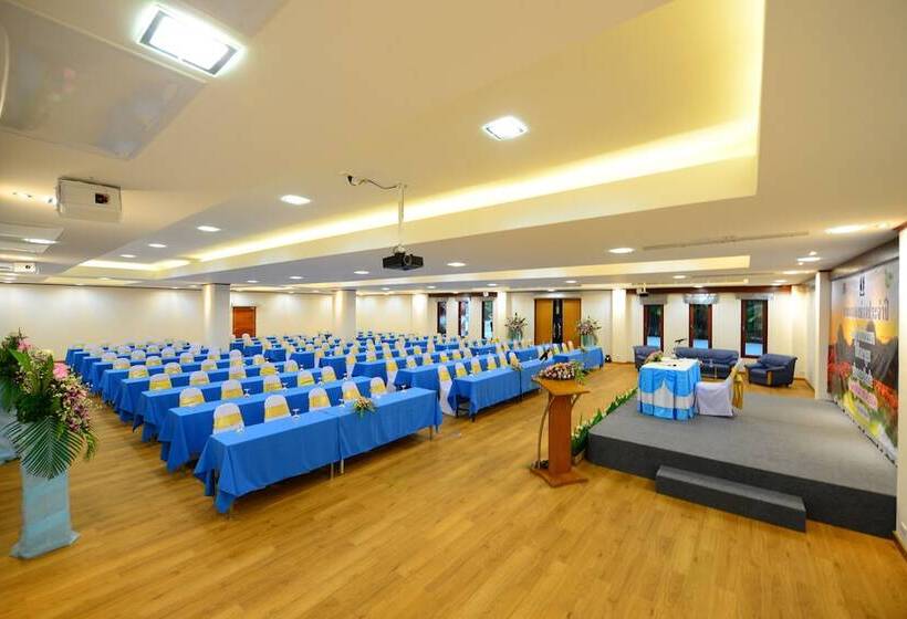 استراحتگاه Bor Saen Pool Villa