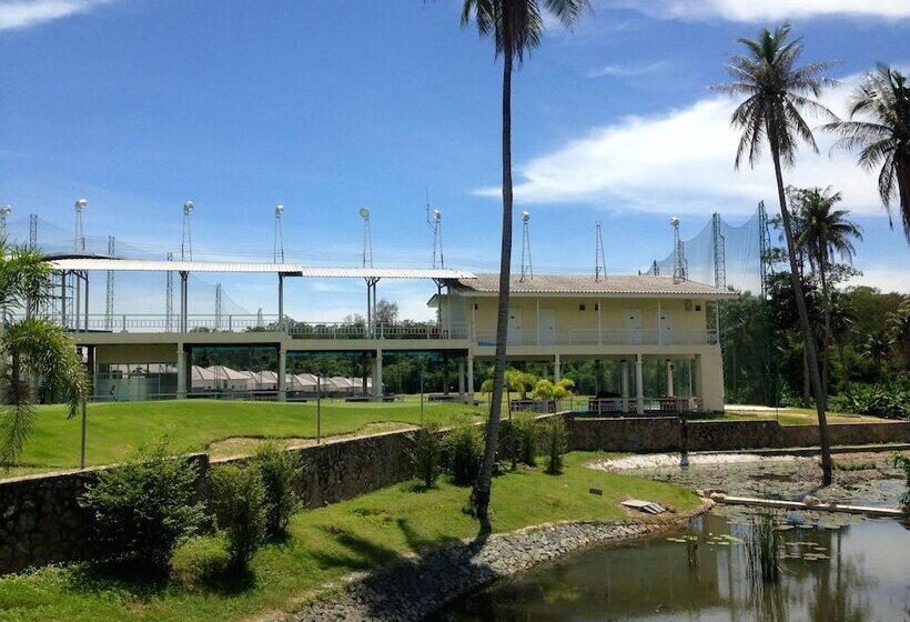 Suwan Driving Range And Resort