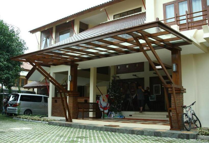 Tetirah Boutique Hotel Salatiga