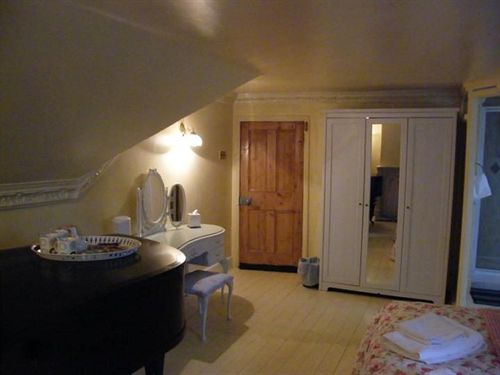 The Old Bakers Cottage B&b