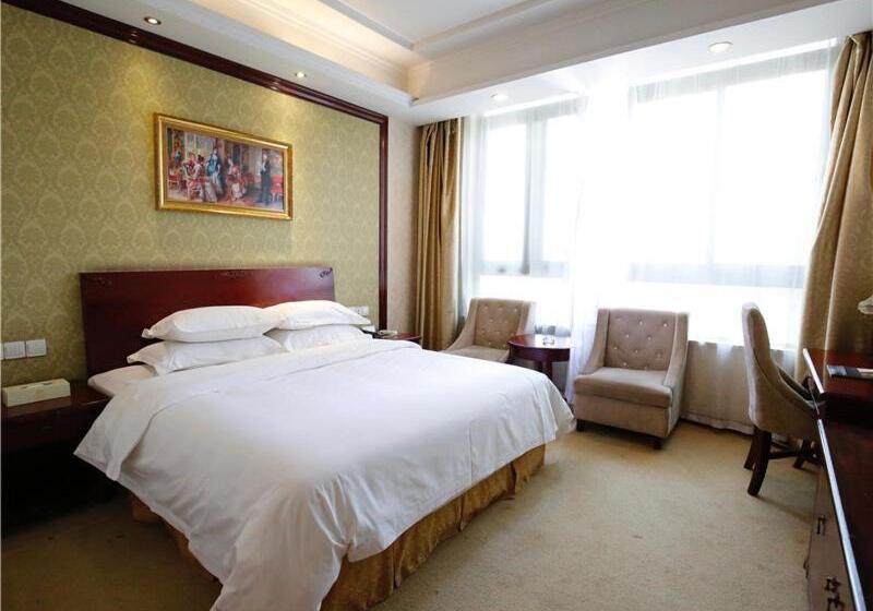 Vienna Hotel Suzhou Luokou Furniture Store