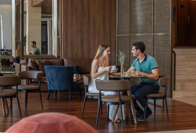 בית מלון כפרי Aliathon Ionian