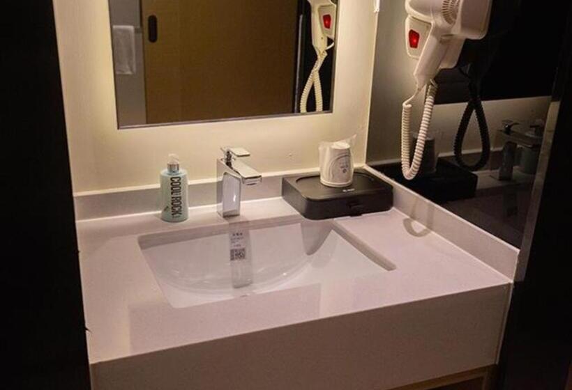 Отель City Comfort Inn Enshi Wuyangba