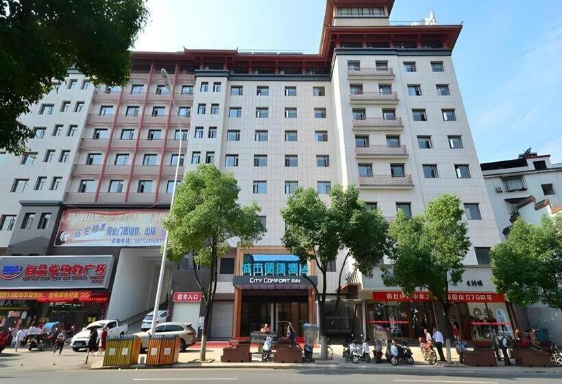 호텔 City Comfort Inn Shiyan Wudang Mountain