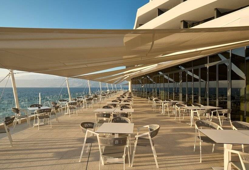 Grand Hotel View