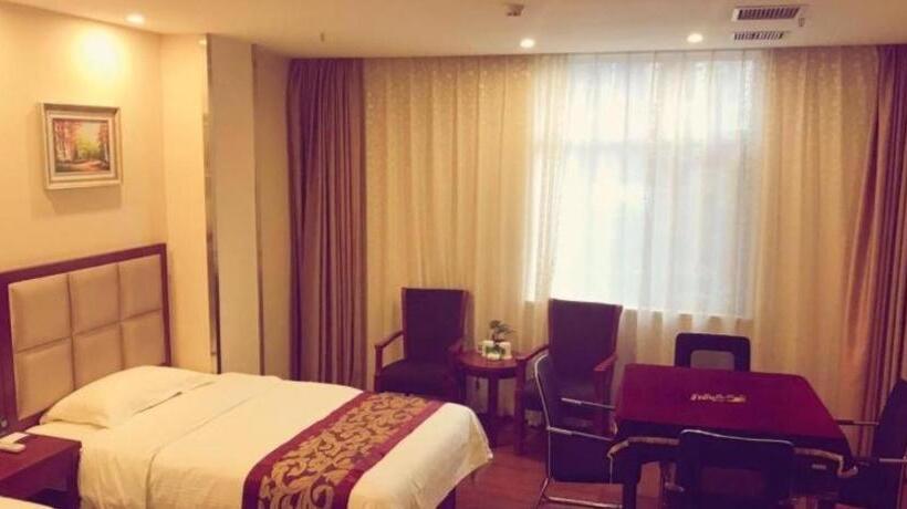 酒店 Greentree Inn Jiangxi Shangrao Qianshan Ehu Avenue Express
