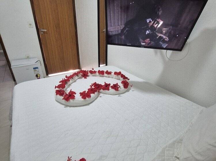 فندق Pousada Beach Garden