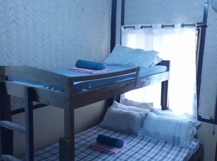 تختخواب و صبحانه Forest Camp El Nido