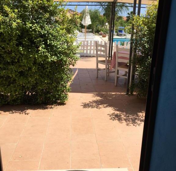 تختخواب و صبحانه Villa Conti