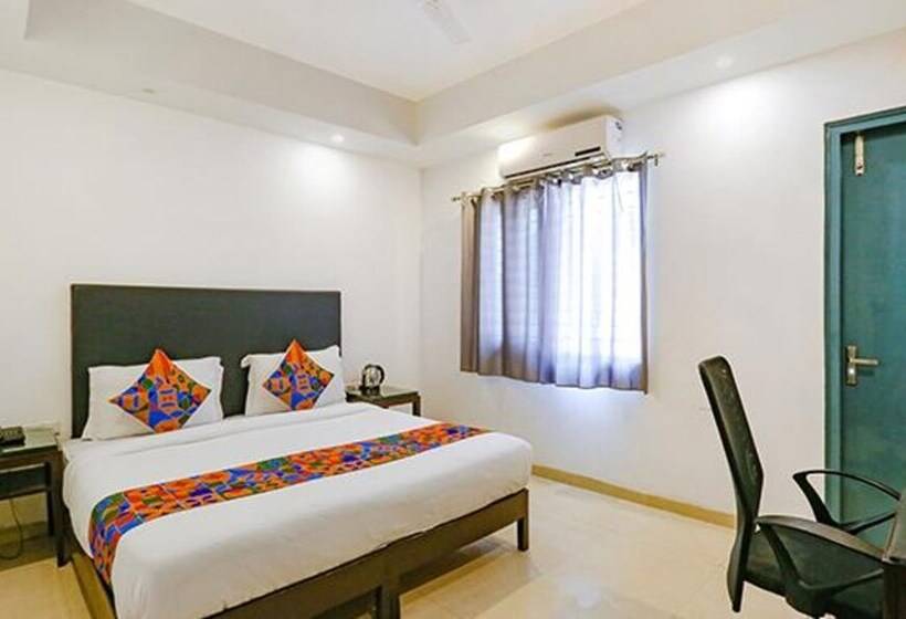 בית מלון כפרי Fab Golf Luxury