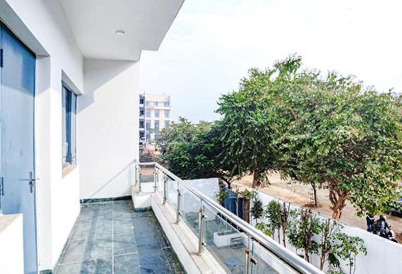 בית מלון כפרי Fab Golf Luxury