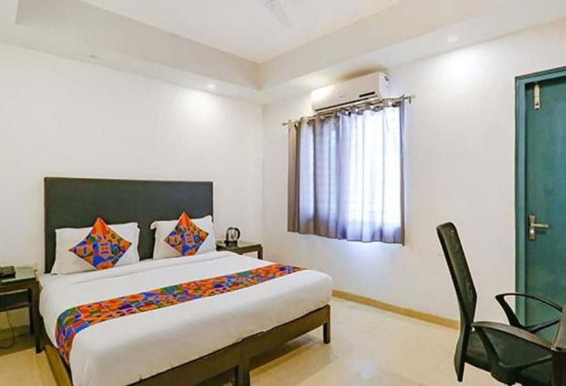 בית מלון כפרי Fab Golf Luxury