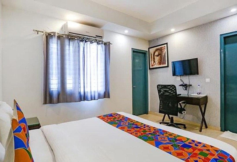 בית מלון כפרי Fab Golf Luxury