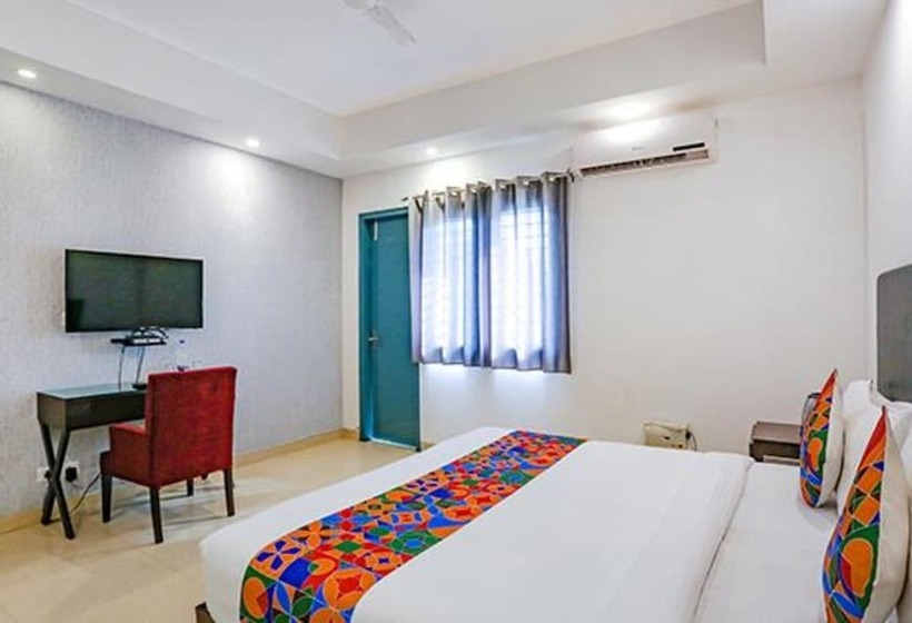 בית מלון כפרי Fab Golf Luxury