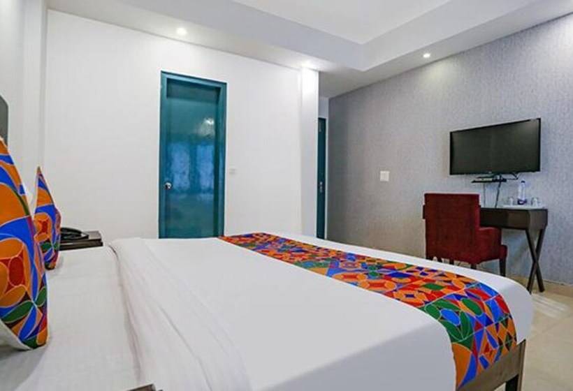 בית מלון כפרי Fab Golf Luxury