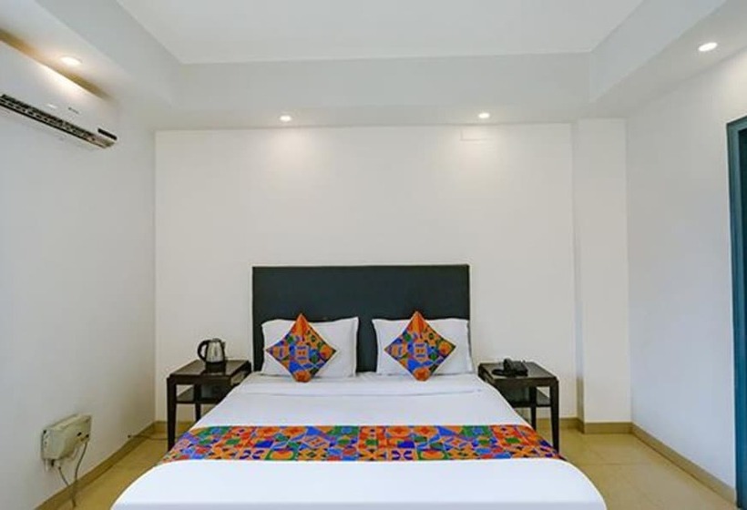 בית מלון כפרי Fab Golf Luxury