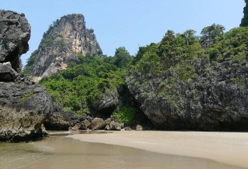 بنسيون Cashew Nut Bungalow, Ko Mook