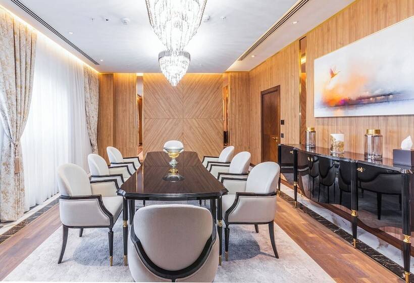בית מלון כפרי Hilton Garden Inn Samarkand Afrosiyob